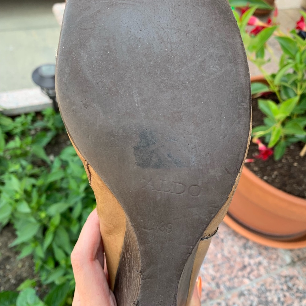 Aldo Boots 👢 - Picture 4 of 5